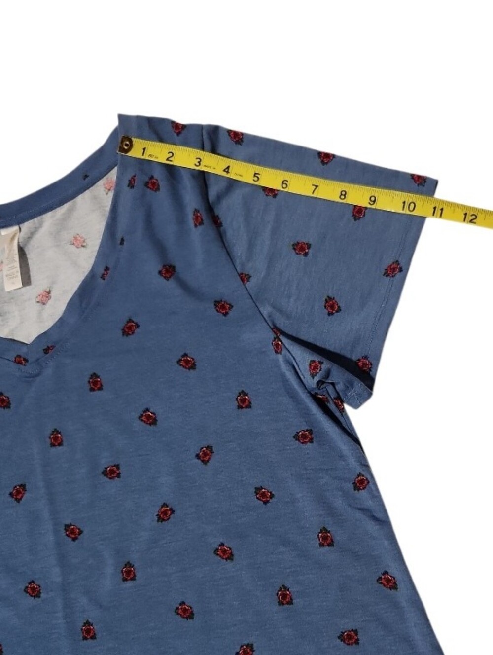 LuLaRoe Blue Tossed Tea Rose Floral Christy T (XL) - Picture 10 of 13